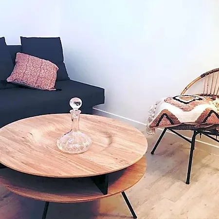 2 Pieces Cosy Gare 3*