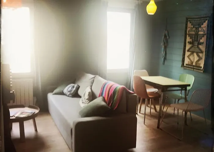 2 Pieces Cosy Gare شقة فندقية 3*