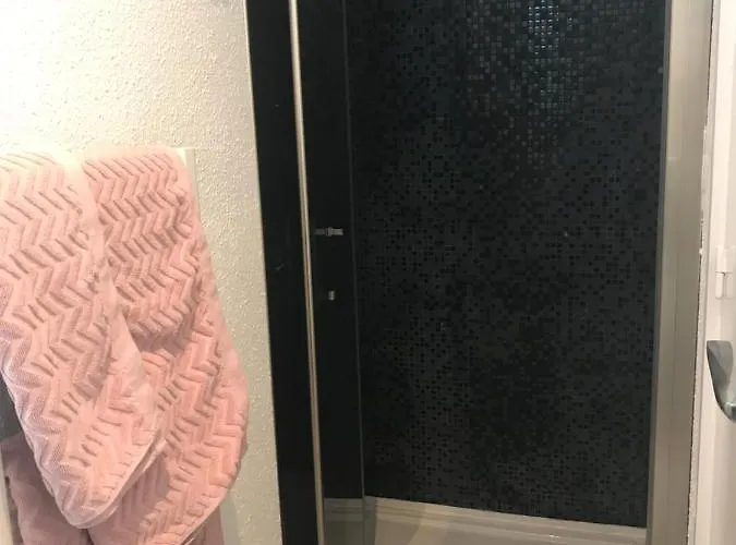 2 Pieces Cosy Gare 3*