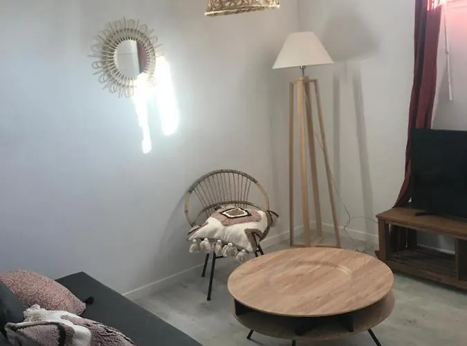 2 Pieces Cosy Gare شقة فندقية