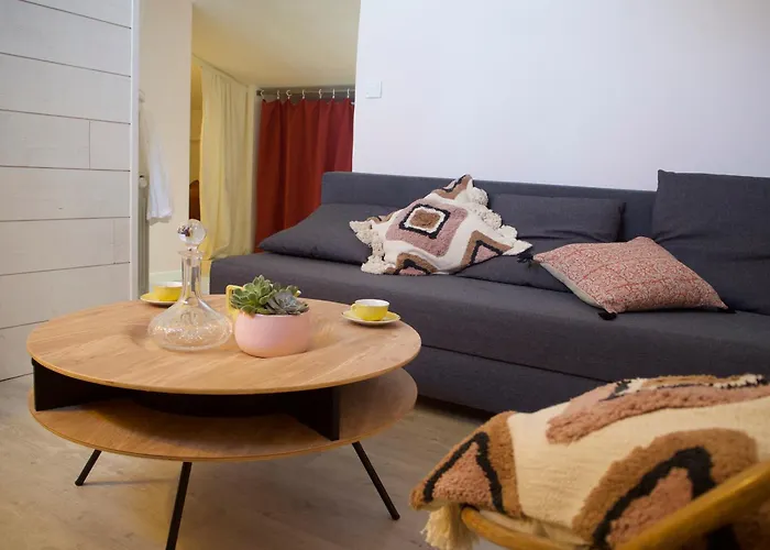 2 Pieces Cosy Gare شقة فندقية 3*