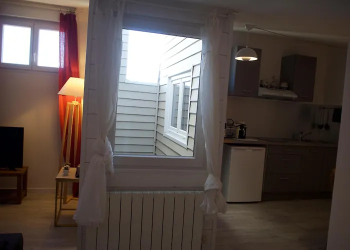 2 Pieces Cosy Gare بوردو