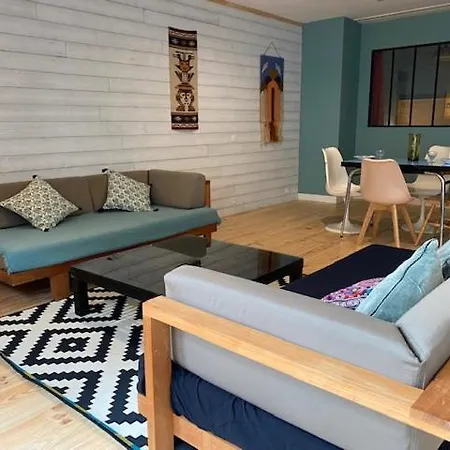 2 Pieces Cosy Gare 3*