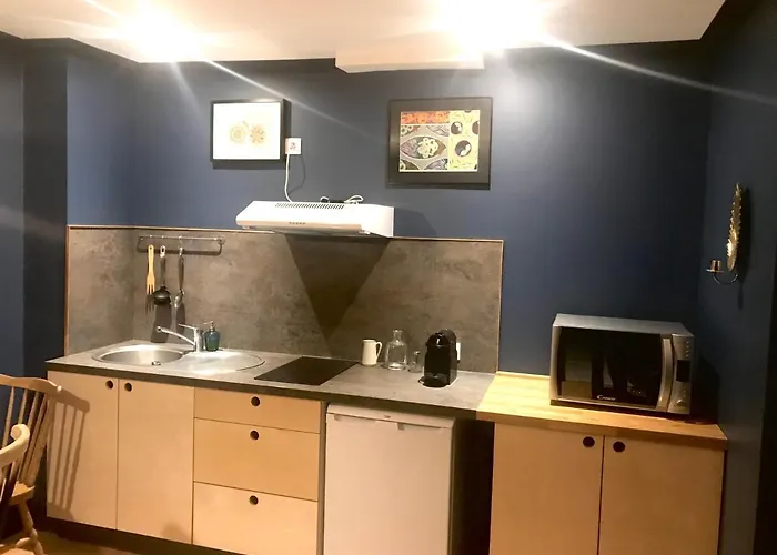 2 Pieces Cosy Gare 3*